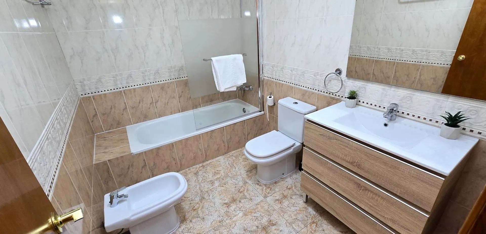 Nexthome Terrace & Boulevard City Center Lloret de Mar Apartment